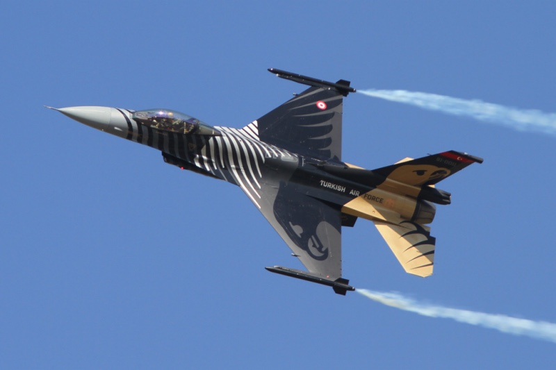 F-16